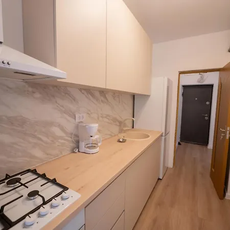 Apartel Elia 14 *