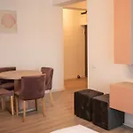 Apartel Elia 14 * Navodari
