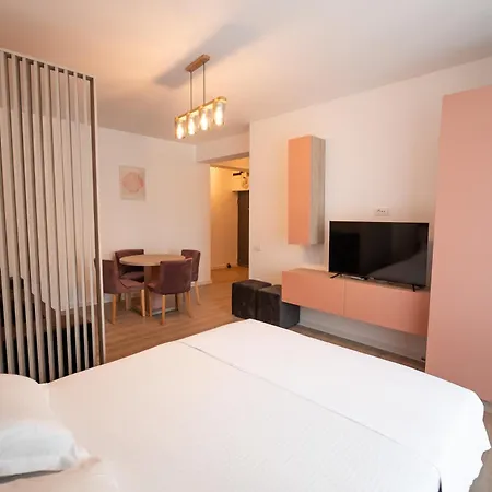 Apartel Elia 14 Năvodari
