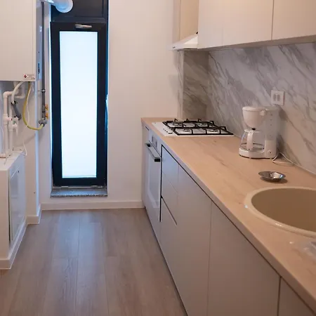 Apartel Elia 14 *
